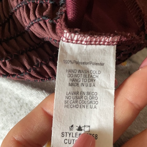 Maroon Crop Top - Picture 2 of 3